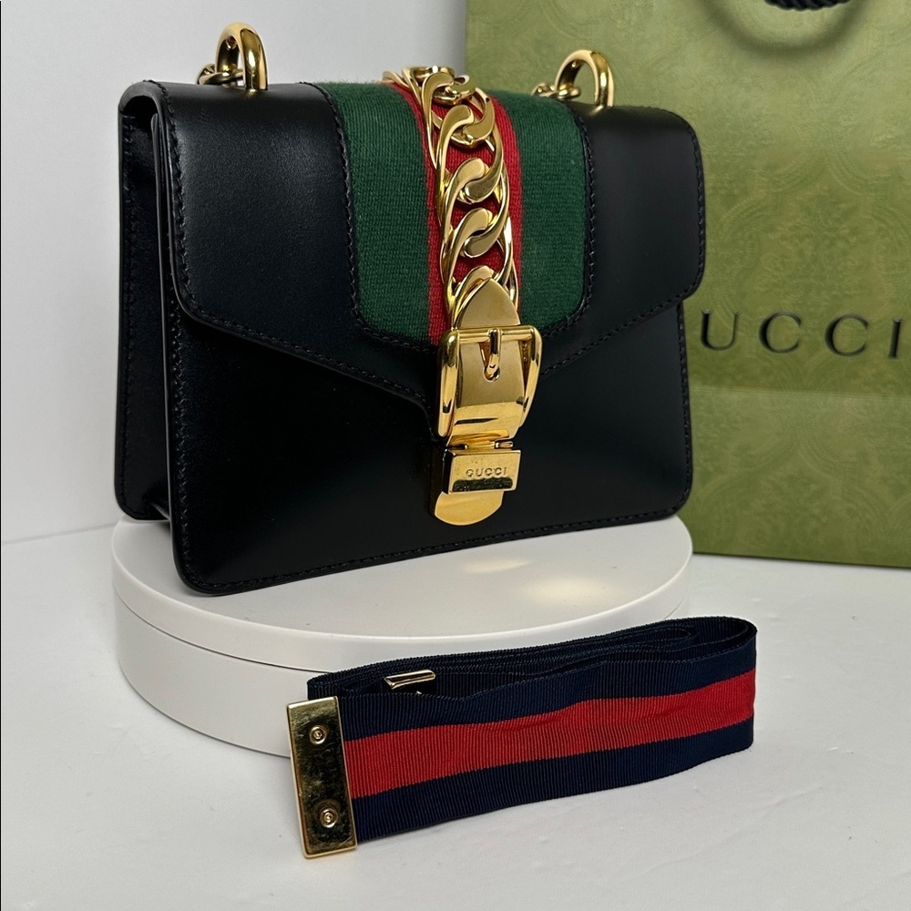 💯Authentic Gucci Sylvie small shoulder bag in black leather🍀 - Picture 15 of 15